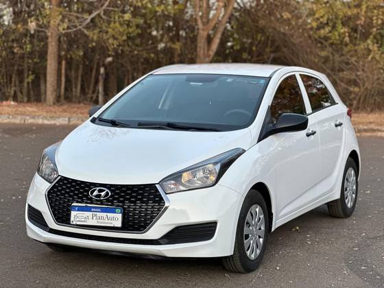 HYUNDAI HB20 1.0 COMFORT 12V FLEX 4P MANUAL HYUNDAI HB20 1.0 COMFORT 12V FLEX 4P MANUAL